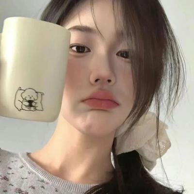 桃花含露又春风